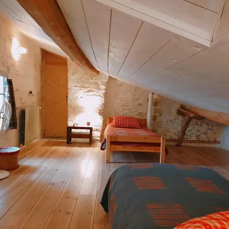 Maison D'orion Alojamento de Acomodação e Pequeno-almoço La Réole
